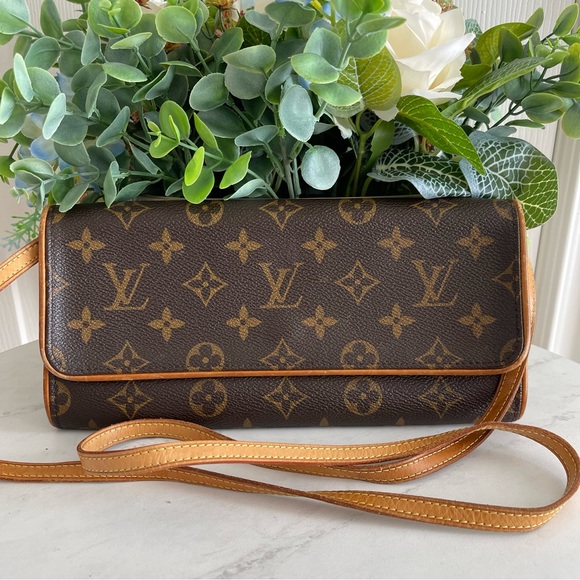 Louis Vuitton Handbags - LOUIS VUITTON Louis Vuitton Monogram Canvas Pochette Twin GM Bag